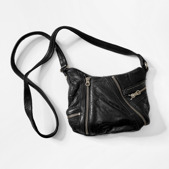Marc By Marc Jacobs Handbags - MARC JACOBS Black Leather Flash Kelsey Crossbody